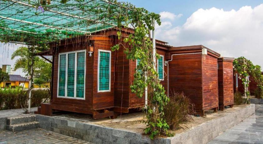 Prew Lom Chom Nam Resort Ban Phan Sadet Nok Buitenkant foto
