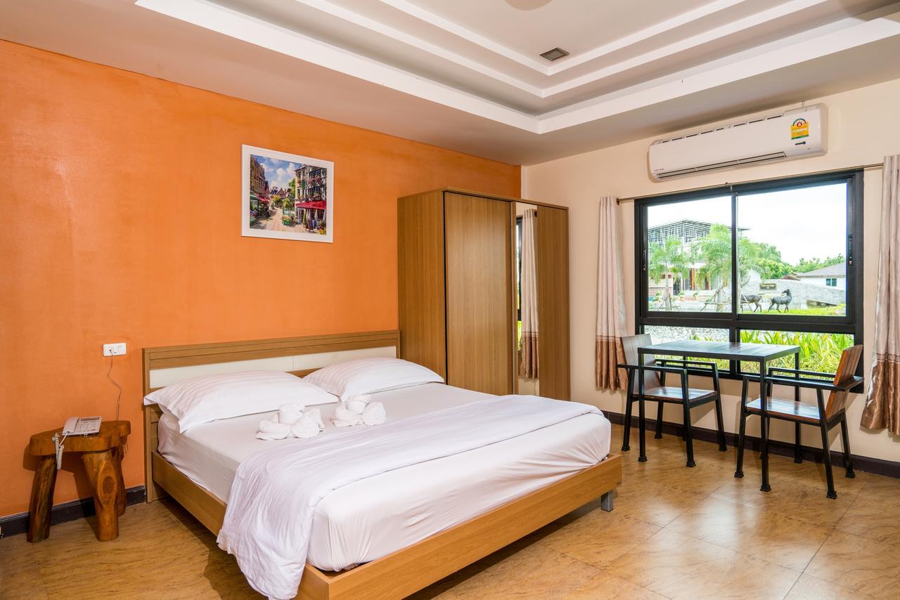 Prew Lom Chom Nam Resort Ban Phan Sadet Nok Buitenkant foto